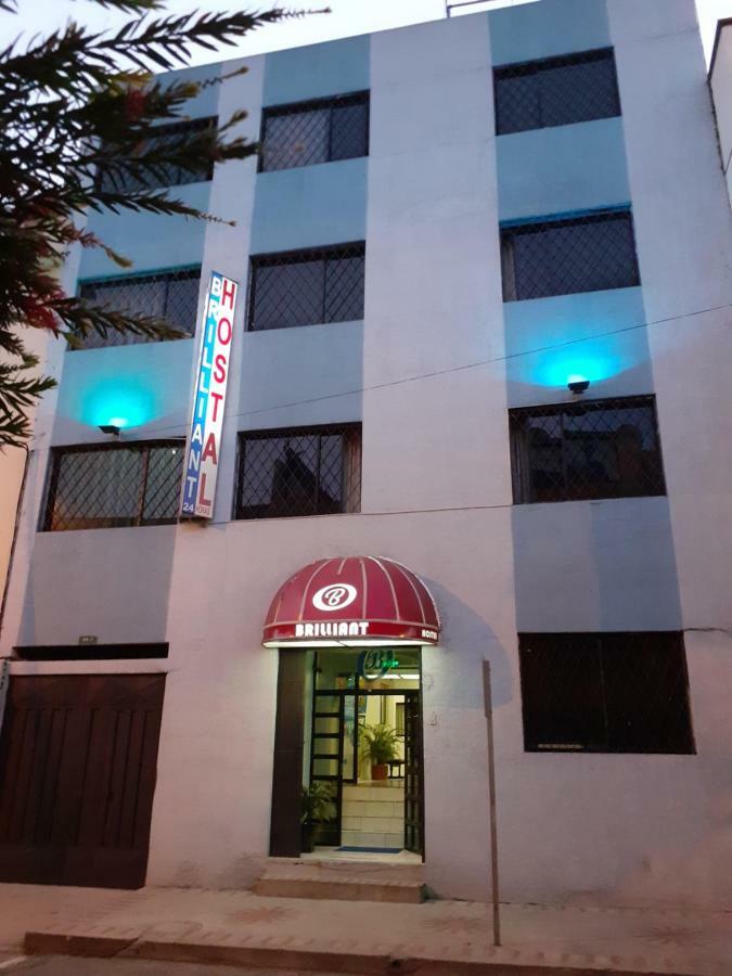 Hostal Brilliant Quito Exterior photo